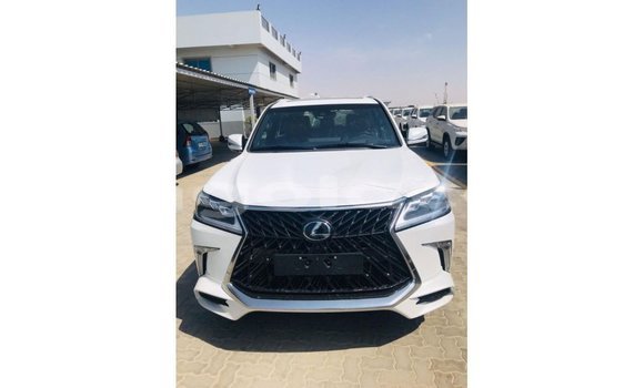 Buy Import Lexus LX White Car in Import - Dubai in Bengo Province Buy Import Lexus LX White Car in Import - Dubai in Bengo Province