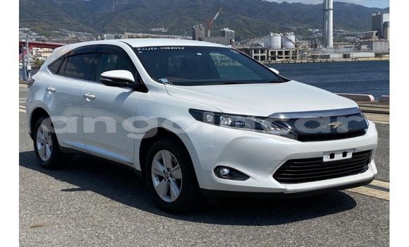 Comprar Importar Toyota Harrier Branco Carro em Import - Dubai em Bengo Province Comprar Importar Toyota Harrier Branco Carro em Import - Dubai em Bengo Province