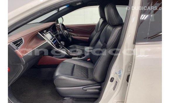 Comprar Importar Toyota Harrier Branco Carro em Import - Dubai em Bengo Province Comprar Importar Toyota Harrier Branco Carro em Import - Dubai em Bengo Province