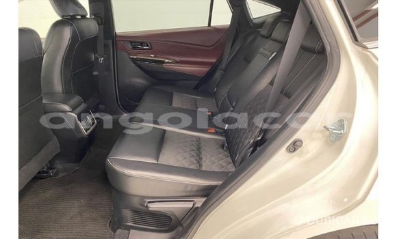 Comprar Importar Toyota Harrier Branco Carro em Import - Dubai em Bengo Province Comprar Importar Toyota Harrier Branco Carro em Import - Dubai em Bengo Province