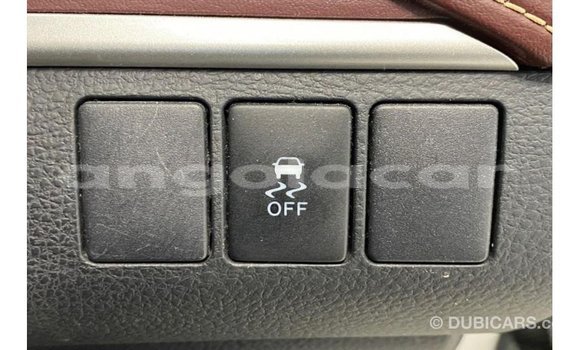 Comprar Importar Toyota Harrier Branco Carro em Import - Dubai em Bengo Province Comprar Importar Toyota Harrier Branco Carro em Import - Dubai em Bengo Province