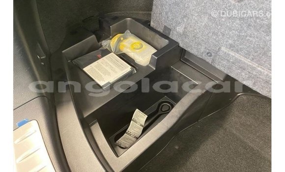 Comprar Importar Toyota Harrier Branco Carro em Import - Dubai em Bengo Province Comprar Importar Toyota Harrier Branco Carro em Import - Dubai em Bengo Province