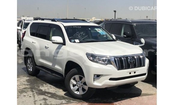 Comprar Importar Toyota Prado Branco Carro em Import - Dubai em Bengo Province Comprar Importar Toyota Prado Branco Carro em Import - Dubai em Bengo Province
