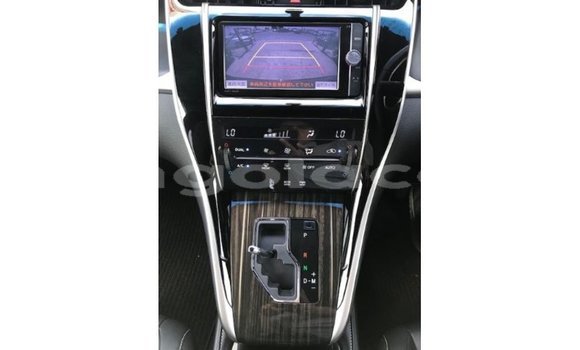 Comprar Importar Toyota Harrier Vermelho Carro em Import - Dubai em Bengo Province Comprar Importar Toyota Harrier Vermelho Carro em Import - Dubai em Bengo Province