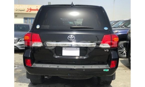 Comprar Importar Toyota Land Cruiser Preto Carro em Import - Dubai em Bengo Province Comprar Importar Toyota Land Cruiser Preto Carro em Import - Dubai em Bengo Province