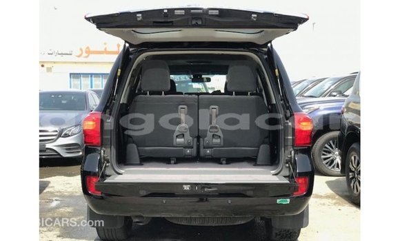Comprar Importar Toyota Land Cruiser Preto Carro em Import - Dubai em Bengo Province Comprar Importar Toyota Land Cruiser Preto Carro em Import - Dubai em Bengo Province