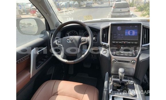 Buy Import Toyota Land Cruiser Black Car in Import - Dubai in Bengo Province Buy Import Toyota Land Cruiser Black Car in Import - Dubai in Bengo Province
