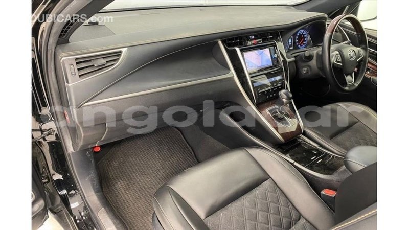 Big with watermark toyota harrier bengo province import dubai 7747