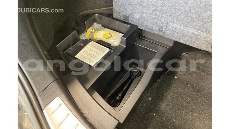 Big with watermark toyota harrier bengo province import dubai 7747