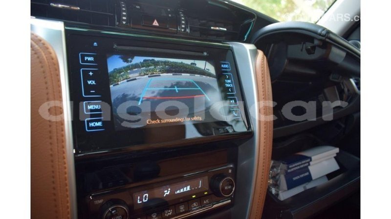 Big with watermark toyota fortuner bengo province import dubai 7749