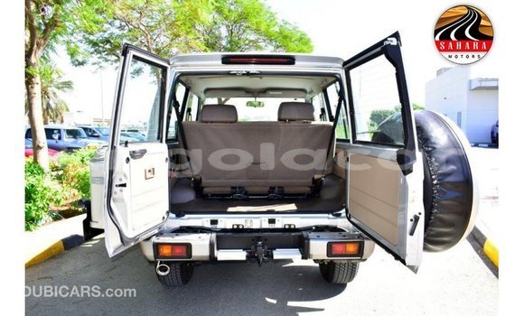 Buy Import Toyota Land Cruiser Other Car in Import - Dubai in Bengo Province Buy Import Toyota Land Cruiser Other Car in Import - Dubai in Bengo Province