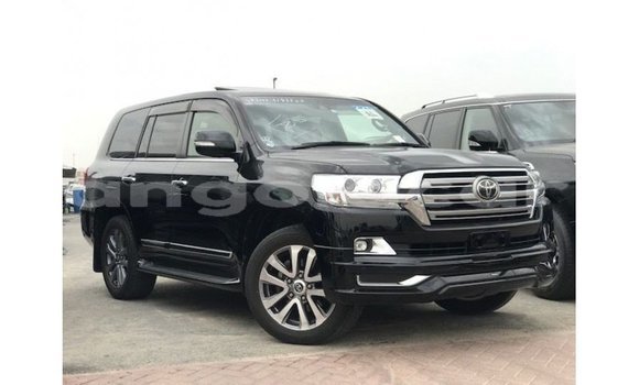 Comprar Importar Toyota Land Cruiser Preto Carro em Import - Dubai em Bengo Province Comprar Importar Toyota Land Cruiser Preto Carro em Import - Dubai em Bengo Province