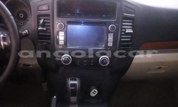 Comprar Usado Mitsubishi Pajero Prata Carro em Luanda em Luanda Province Comprar Usado Mitsubishi Pajero Prata Carro em Luanda em Luanda Province