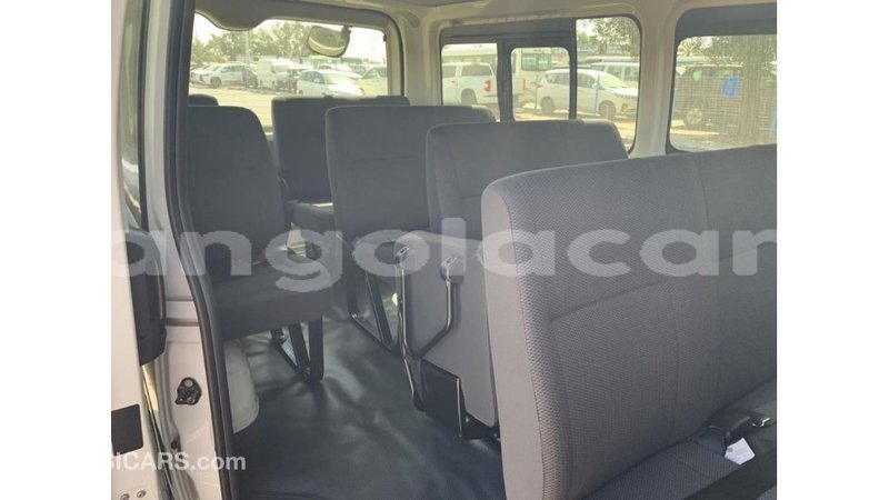 Big with watermark toyota hiace bengo province import dubai 7755