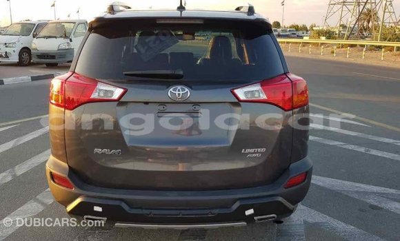 Comprar Importar Toyota RAV4 Outro Carro em Import - Dubai em Bengo Province Comprar Importar Toyota RAV4 Outro Carro em Import - Dubai em Bengo Province