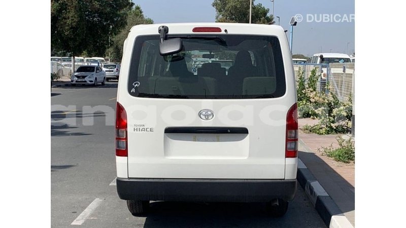 Big with watermark toyota hiace bengo province import dubai 7755