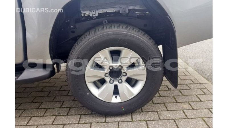 Big with watermark toyota hilux bengo province import dubai 7756