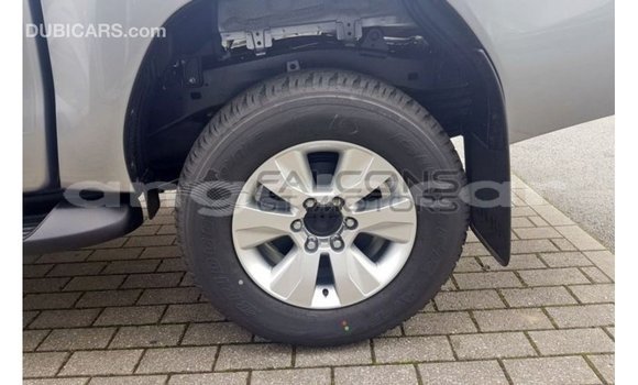 Buy Import Toyota Hilux Brown Car in Import - Dubai in Bengo Province Buy Import Toyota Hilux Brown Car in Import - Dubai in Bengo Province