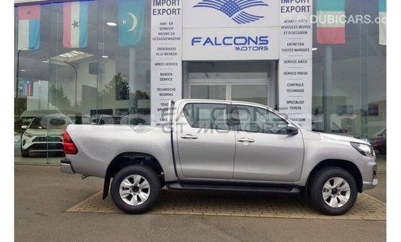 Buy Import Toyota Hilux Brown Car in Import - Dubai in Bengo Province Buy Import Toyota Hilux Brown Car in Import - Dubai in Bengo Province