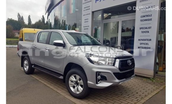 Buy Import Toyota Hilux Brown Car in Import - Dubai in Bengo Province Buy Import Toyota Hilux Brown Car in Import - Dubai in Bengo Province