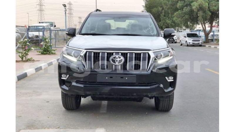 Big with watermark toyota prado bengo province import dubai 7757