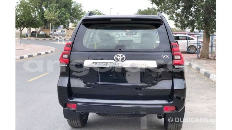 Big with watermark toyota prado bengo province import dubai 7757