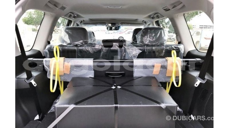 Big with watermark toyota prado bengo province import dubai 7757