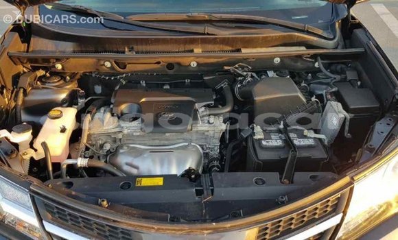 Comprar Importar Toyota RAV4 Outro Carro em Import - Dubai em Bengo Province Comprar Importar Toyota RAV4 Outro Carro em Import - Dubai em Bengo Province