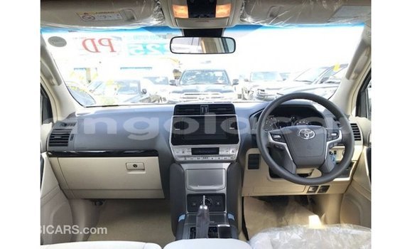 Comprar Importar Toyota Prado Branco Carro em Import - Dubai em Bengo Province Comprar Importar Toyota Prado Branco Carro em Import - Dubai em Bengo Province
