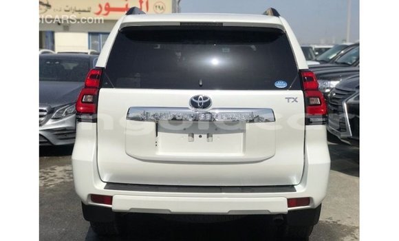 Comprar Importar Toyota Prado Branco Carro em Import - Dubai em Bengo Province Comprar Importar Toyota Prado Branco Carro em Import - Dubai em Bengo Province