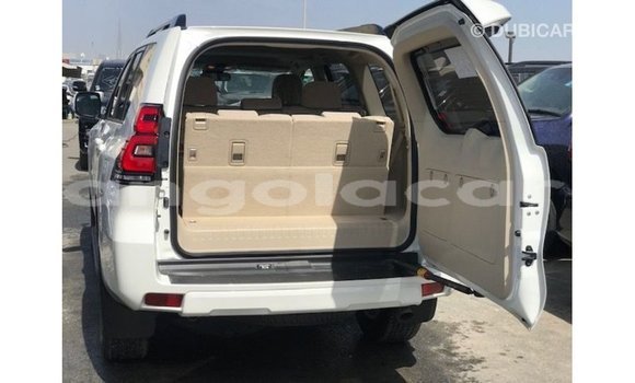 Comprar Importar Toyota Prado Branco Carro em Import - Dubai em Bengo Province Comprar Importar Toyota Prado Branco Carro em Import - Dubai em Bengo Province