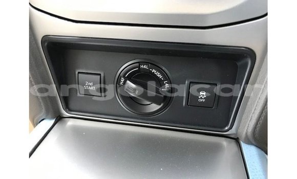 Comprar Importar Toyota Prado Branco Carro em Import - Dubai em Bengo Province Comprar Importar Toyota Prado Branco Carro em Import - Dubai em Bengo Province