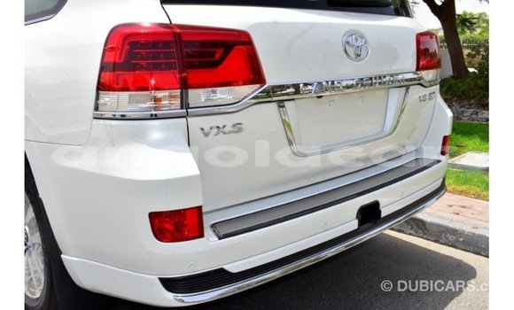 Buy Import Toyota Land Cruiser White Car in Import - Dubai in Bengo Province Buy Import Toyota Land Cruiser White Car in Import - Dubai in Bengo Province