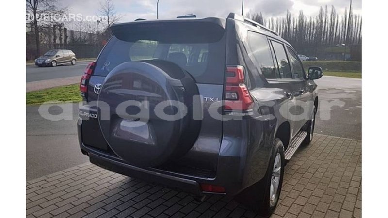 Big with watermark toyota prado bengo province import dubai 7764