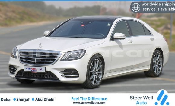 Comprar Importar Mercedes-Benz 190 Branco Carro em Import - Dubai em Bengo Province Comprar Importar Mercedes-Benz 190 Branco Carro em Import - Dubai em Bengo Province