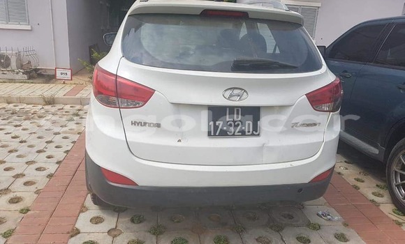 Acheter Occasion Voiture Hyundai Tucson Blanc à Luanda, Province de Luanda Acheter Occasion Voiture Hyundai Tucson Blanc à Luanda, Province de Luanda