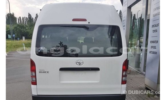 Acheter Import Voiture Toyota Hiace Blanc à Import - Dubai, Province de Bengo Acheter Import Voiture Toyota Hiace Blanc à Import - Dubai, Province de Bengo