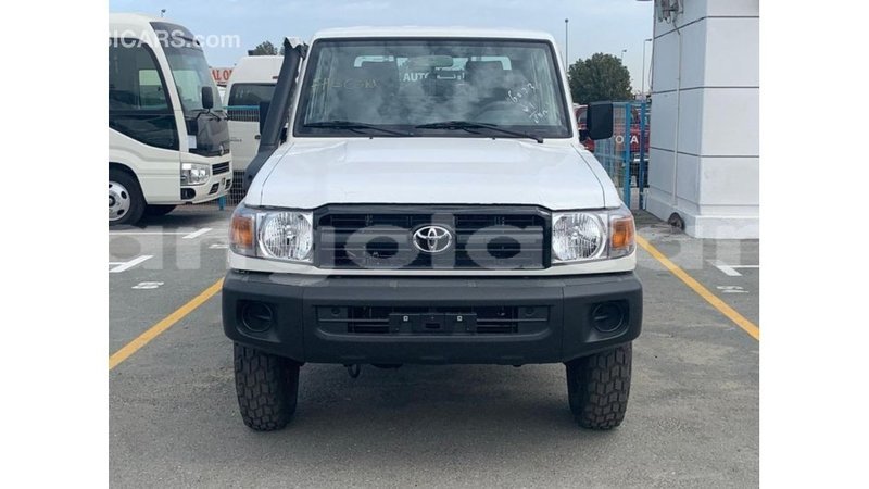 Big with watermark toyota land cruiser bengo province import dubai 7796