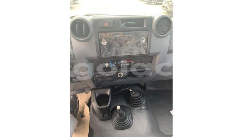 Big with watermark toyota land cruiser bengo province import dubai 7796