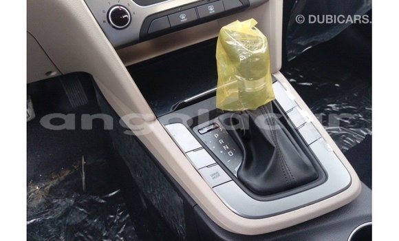 Comprar Importar Hyundai Elantra Branco Carro em Import - Dubai em Bengo Province Comprar Importar Hyundai Elantra Branco Carro em Import - Dubai em Bengo Province