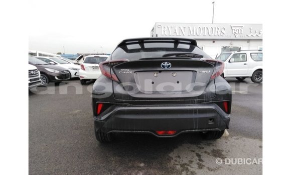 Comprar Importar Toyota C-HR Outro Carro em Import - Dubai em Bengo Province Comprar Importar Toyota C-HR Outro Carro em Import - Dubai em Bengo Province