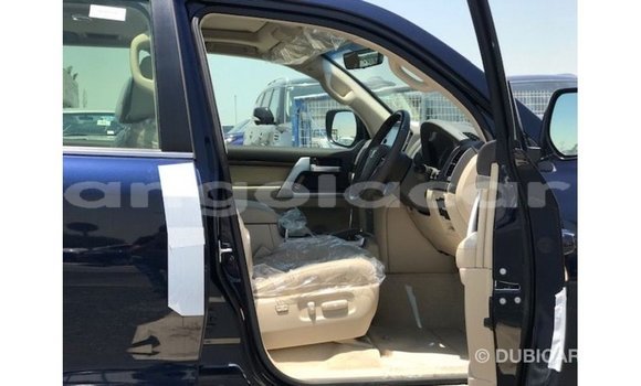 Comprar Importar Toyota Land Cruiser Azul Carro em Import - Dubai em Bengo Province Comprar Importar Toyota Land Cruiser Azul Carro em Import - Dubai em Bengo Province
