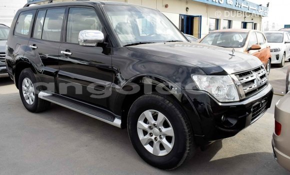 Comprar Importar Mitsubishi Pajero Preto Carro em Import - Dubai em Bengo Province Comprar Importar Mitsubishi Pajero Preto Carro em Import - Dubai em Bengo Province