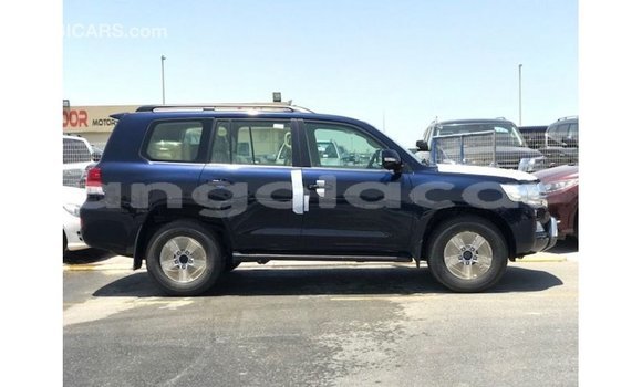 Comprar Importar Toyota Land Cruiser Azul Carro em Import - Dubai em Bengo Province Comprar Importar Toyota Land Cruiser Azul Carro em Import - Dubai em Bengo Province