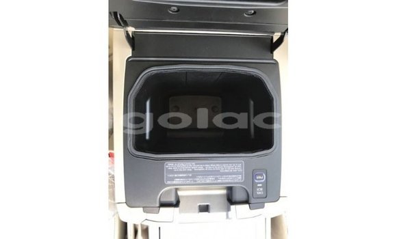 Comprar Importar Toyota Land Cruiser Azul Carro em Import - Dubai em Bengo Province Comprar Importar Toyota Land Cruiser Azul Carro em Import - Dubai em Bengo Province