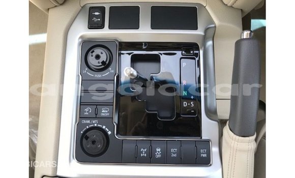 Comprar Importar Toyota Land Cruiser Azul Carro em Import - Dubai em Bengo Province Comprar Importar Toyota Land Cruiser Azul Carro em Import - Dubai em Bengo Province