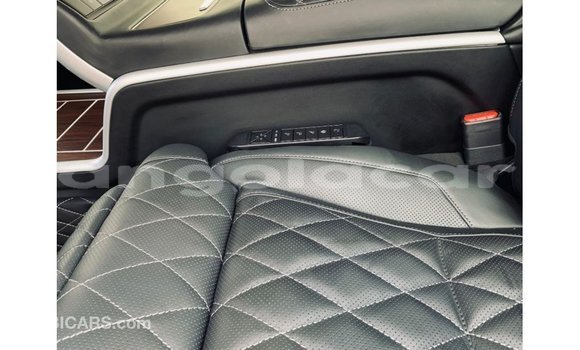 Acheter Import Voiture Toyota Land Cruiser Noir à Import - Dubai, Province de Bengo Acheter Import Voiture Toyota Land Cruiser Noir à Import - Dubai, Province de Bengo