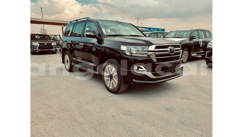 Big with watermark toyota land cruiser bengo province import dubai 7817