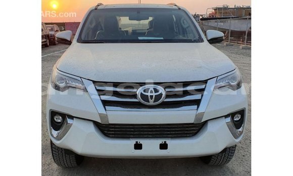 Buy Import Toyota Fortuner White Car in Import - Dubai in Bengo Province Buy Import Toyota Fortuner White Car in Import - Dubai in Bengo Province