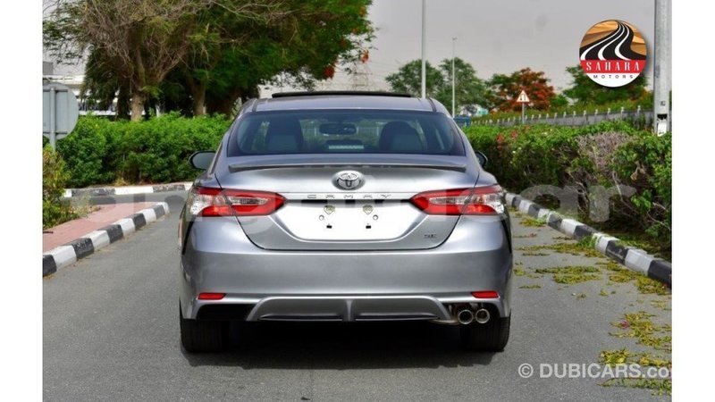 Big with watermark toyota camry bengo province import dubai 7837